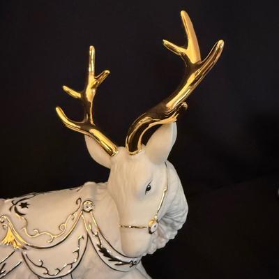 Grandeur Noel Porcelain Santa & Sleigh Set (B4-HS)
