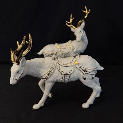 Grandeur Noel Porcelain Santa & Sleigh Set (B4-HS)