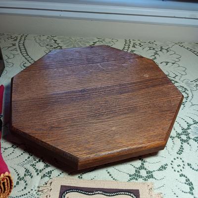 WESTERN THEME DINNER TABLE ITEMS