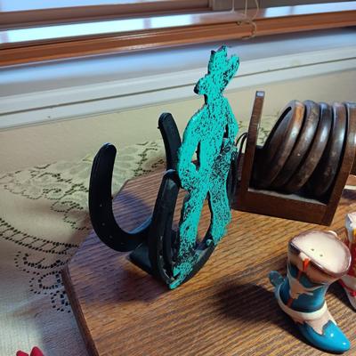 WESTERN THEME DINNER TABLE ITEMS