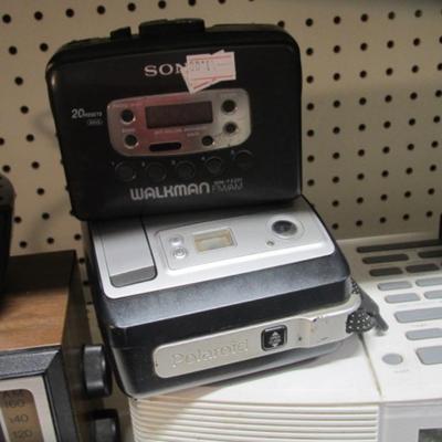 Zenith Digital Tuning Stereo Alarm Clocks Walkman Polaroid Art Sound
