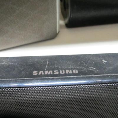 Samsung Aiwa Model SX-S80 Phillips Onkyo Model D-30Speakers