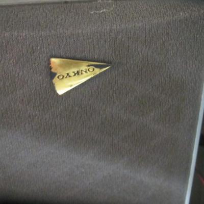 Samsung Aiwa Model SX-S80 Phillips Onkyo Model D-30Speakers