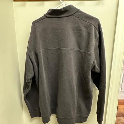 Men’s Columbia Vests and Pullover Sweaters