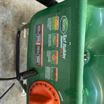 LAWN CARE LOT