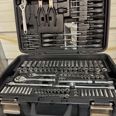 PITTSBURG 301 PC TOOL SET W/CASE