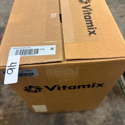 NEW IN BOX VITAMIX