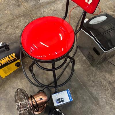 SWIVEL STOOL, FAN LOT
