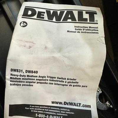 DEWALT HEAVY DUTY GRINDER