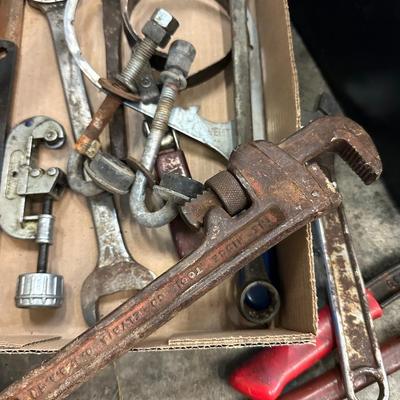 MISC TOOL LOT