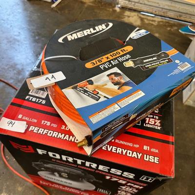 FORTRESS 6 GALLON AIR COMPRESSOR, HOSE LOT