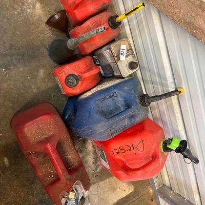 GAS CAN LOT
