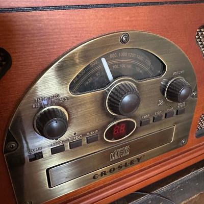 CROSLEY TURNTABLE STEREO