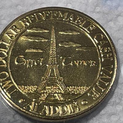 Vintage Aladdin Resort & Casino $2 Slot Gaming Token Las Vegas Nevada (Eiffel Tower) Choice BU Condition. FREE DOMESTIC SHIPPING.