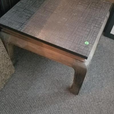 End/Side Table