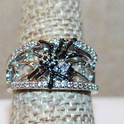 Size 8 BLACK SPIDER Ring with Bright Clear Stone Accents on a Hollowed Web Style Band (4,9g)