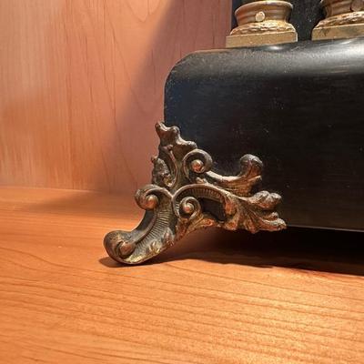 ANTIQUE SETH THOMAS MANTLE CLOCK