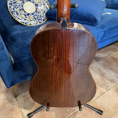Suzuki Vintageee Classical Acoustic Guitar with Hard Case Japan Made
