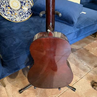Lyle Classical Guitar Standard Body Beginner Level Spain Made