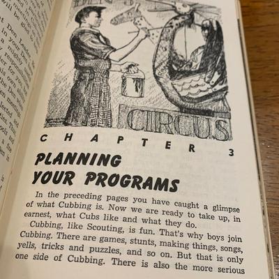 Cub Scouts Den Leaders Handbook