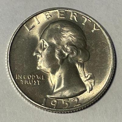 LIGHTLY GOLDEN TONED 1952-S CHOICE UNCIRCULATED WASHINGTON SILVER QUARTER AS PICTURED. FREE DOMESTIC SHIPPING.