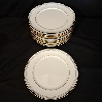Set of Lenox "Erica" Art Deco China (LR-SD)