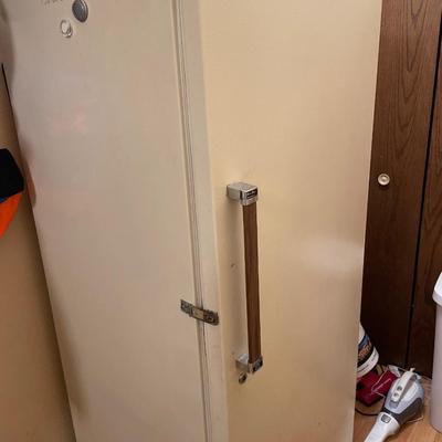 Kenmore Upright Freezer