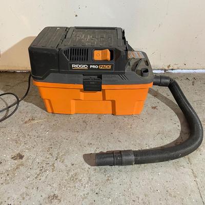 Rigid Pro Pack Wet/Dry Vac (B1-SS)