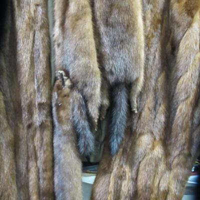Miller’s French Room Light Brown Mink Fur Shawl Wrap
