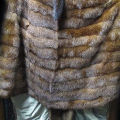 Miller’s French Room Light Brown Mink Fur Shawl Wrap