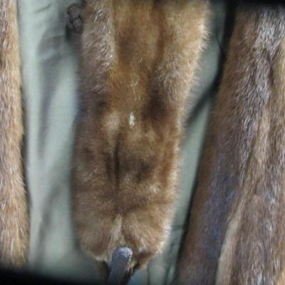 Miller’s French Room Light Brown Mink Fur Shawl Wrap