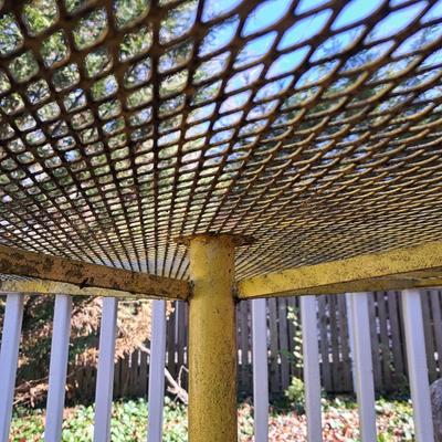 Vintage Parakeet Yellow Metal Mesh Patio Set (P-SD)