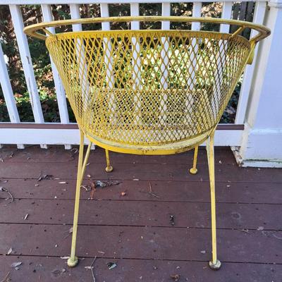 Vintage Parakeet Yellow Metal Mesh Patio Set (P-SD)
