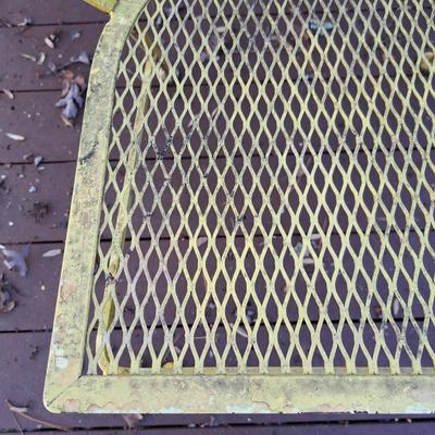 Vintage Parakeet Yellow Metal Mesh Patio Set (P-SD)