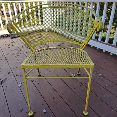 Vintage Parakeet Yellow Metal Mesh Patio Set (P-SD)