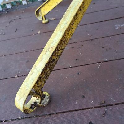 Vintage Parakeet Yellow Metal Mesh Patio Set (P-SD)