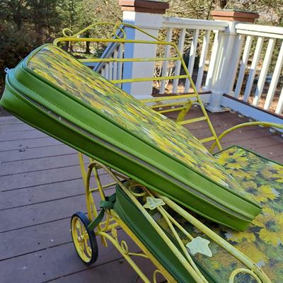Vintage Parakeet Yellow Metal Chaise (P-SD)