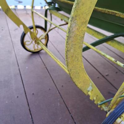 Vintage Parakeet Yellow Metal Chaise (P-SD)