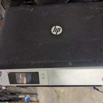 Variety Of Monitors & HP 5530 Print Scan Copy Photo Web