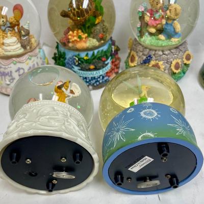 LOT OF (6) Snow Globes Collectibles - Disney, Bears, Birthday, etc