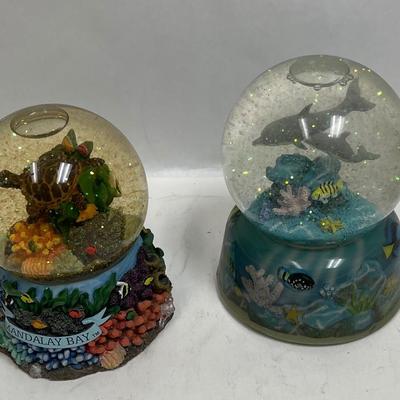 LOT OF (6) Snow Globes Collectibles - Disney, Bears, Birthday, etc