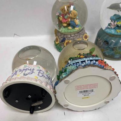 LOT OF (6) Snow Globes Collectibles - Disney, Bears, Birthday, etc