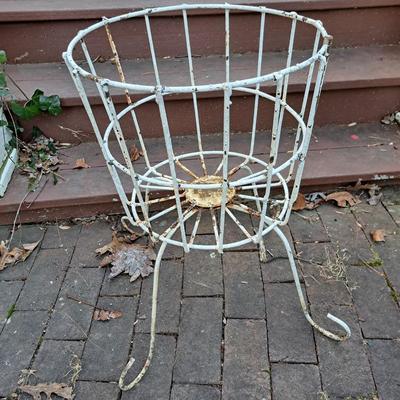 Five Distressed White Vintage Metal Planters (P-SD)