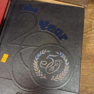 Vintage Year Books Cookeville TN Skyliner Mars Hill
