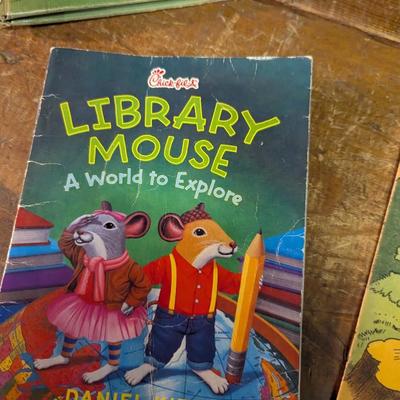 The Rabbit's Revenge Uncle Wiggily Books Library Mouse A World To Explore