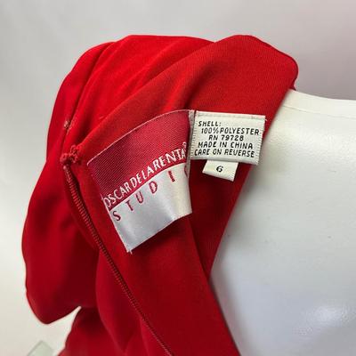 316 OSCAR DE LA RENTA Vintage 70s Red Gown w/ Gold Ribbons Size 6