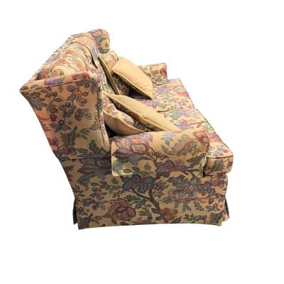 Floral Upholstered Loveseat w/ Accessories (B1-DZ)