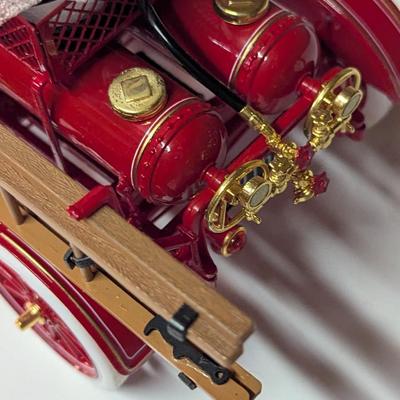 Fire Truck 1916 Ford Model T Fire Engine Franklin Mint