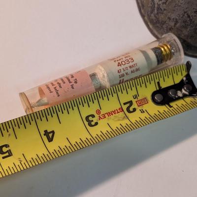 Vintage O Cedar Polish Vintage Dutch Boy Metal Painter Figure American White Cross Adhesive Ungar Element