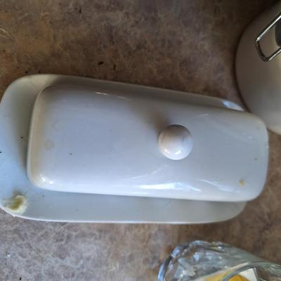 3pc Butter dish, Garlic holder and Canister